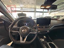 نيسان ألتيما